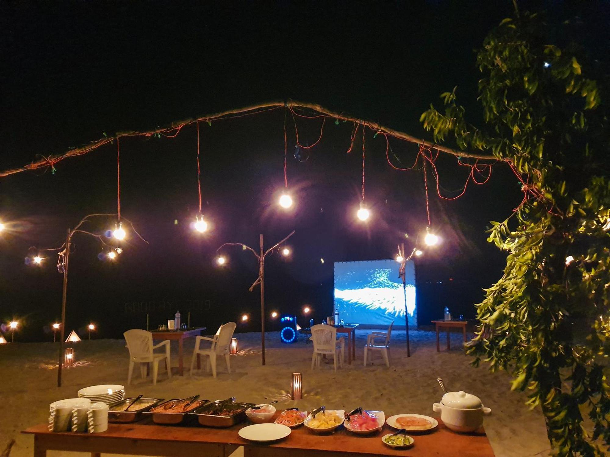 Nemo Inn Omadhoo Exterior photo