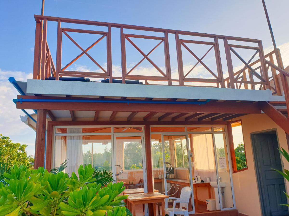Nemo Inn Omadhoo Exterior photo